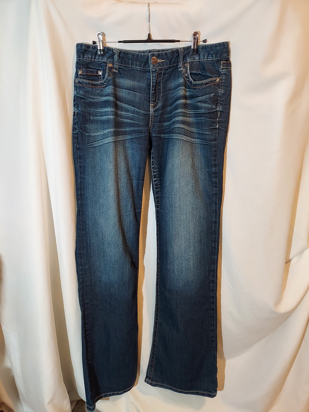 BKE Wendi Mid-Rise Bootcut Stretch Jeans Dark Wash Size 30
